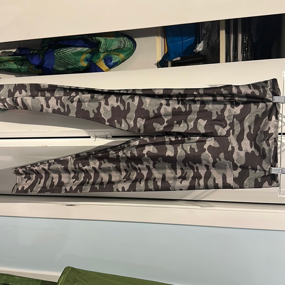 Onzie leggings women like new size M/L
